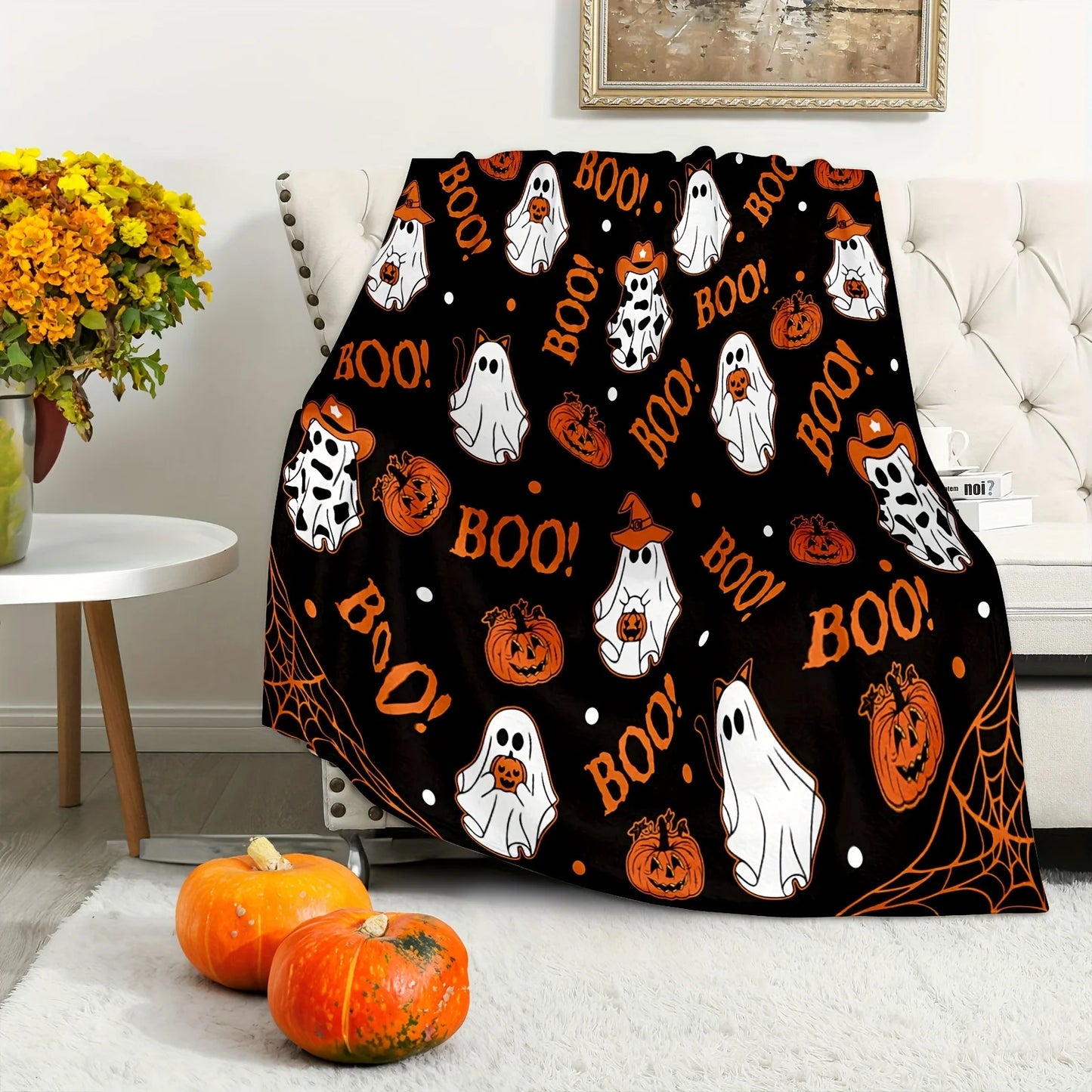 Cozy Flannel Halloween Throw Blanket - Spooky Ghosts & Pumpkins Design, Soft & Warm for Couch, Bed, Camping