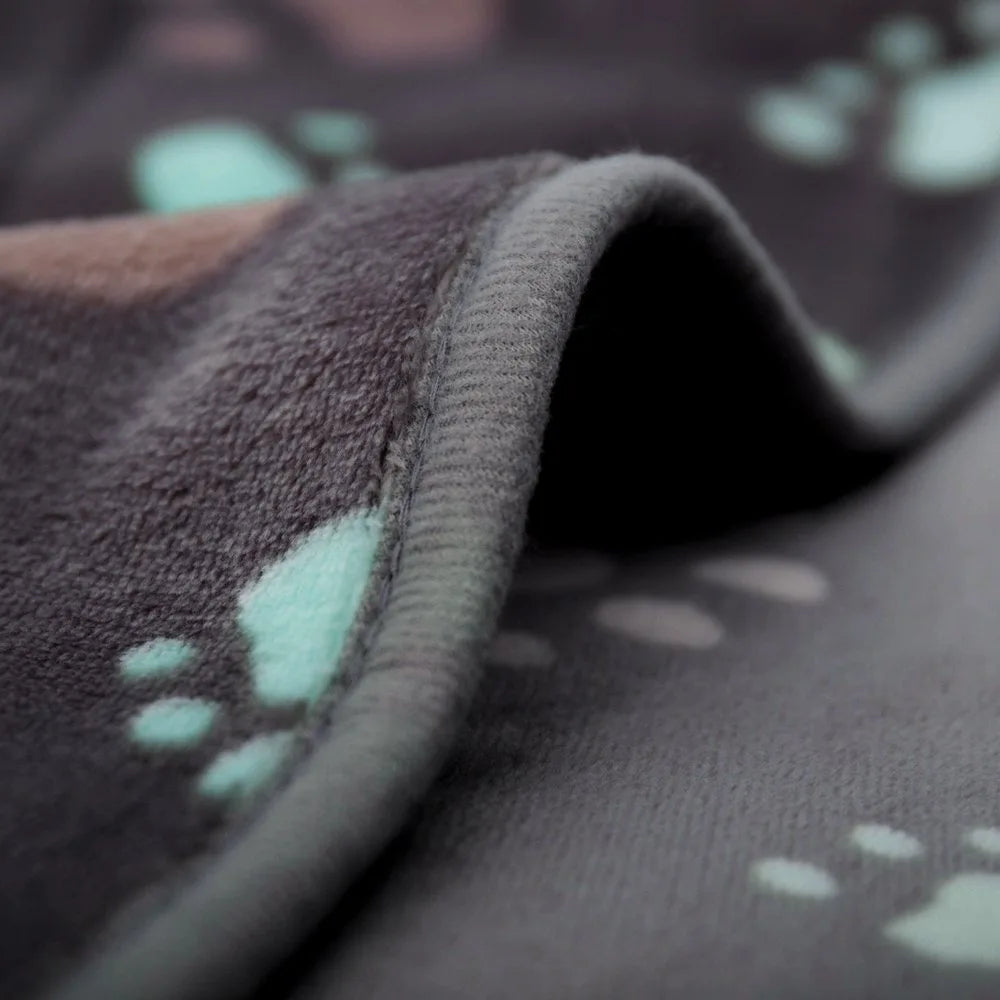 Black Soft Thick Pet Blanket, Double-sided Pattern