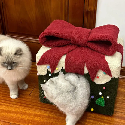Cat's Christmas Design Nest, Warm Large Space