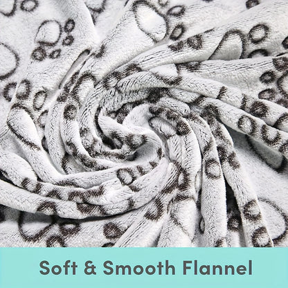 Soft Fluffy Pet Blanket Warm and Comfortable for Cat/Dogs